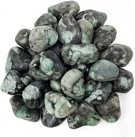 Smaragd je srušio kristal s opisom - 1 i 1/8 inč do 1 i 1/4 inča, za 3/4 inča na širinu 1 i 1/8 inča