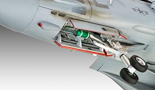 Revell 03865 Maverickov F-14A Tomcat Top Gun 1:48 komplet modela od neizgrađene/neobojene plastike