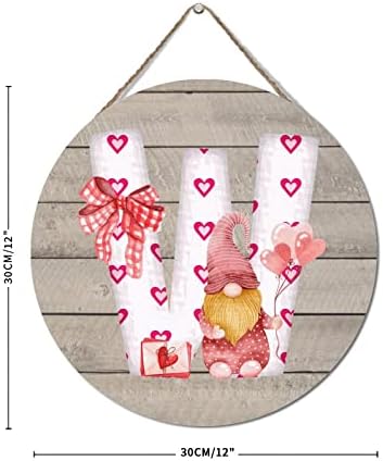 Personalizirani inicijali w s gnomi ružičastom srcem drvene ploče personalizirani poklon monogram zaljubljenih