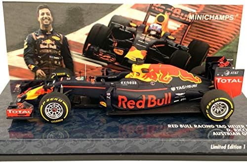 Minichamps 417160603 1:43 Red Bull Racing RB12-D. Ricciardo-VN Austrije sa figuricom